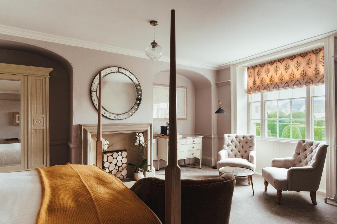The Falcon Inn 4*